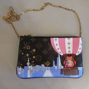 Louis Vuitton Double Zip Pochette Christmas Animation